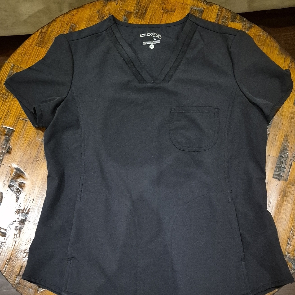 Scrubology Women's Classic Black V-Neck Scrub Top